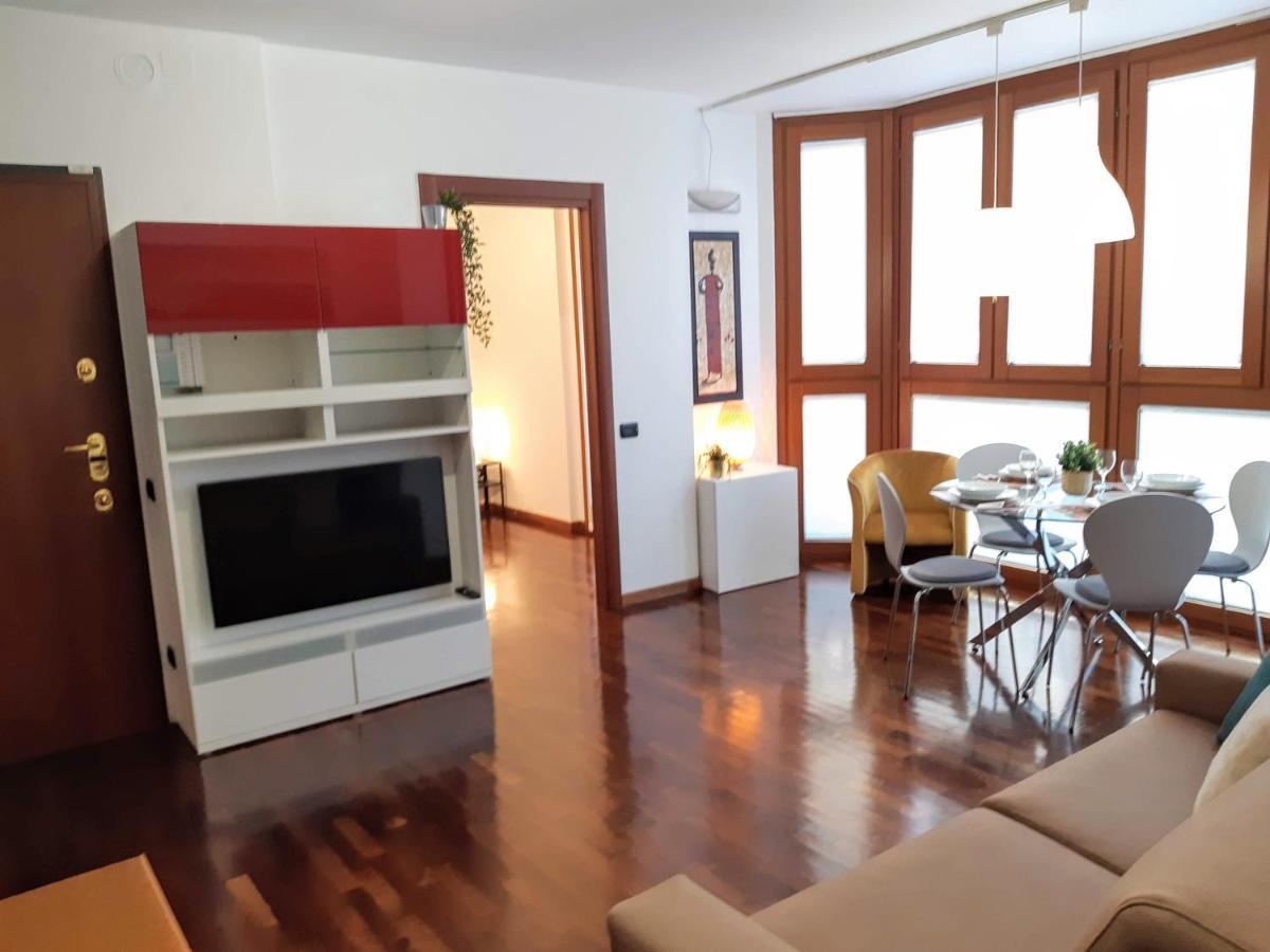 Suite Rent ميلان المظهر الخارجي الصورة